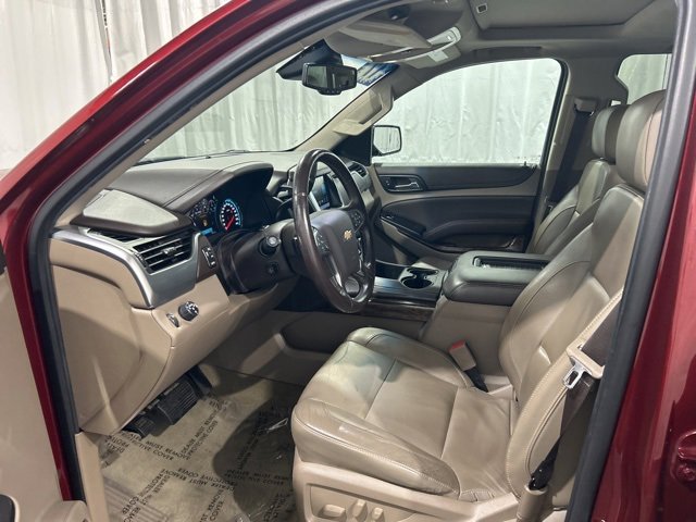 Used 2017 Chevrolet Suburban LT w/ LT Signature Package image 8