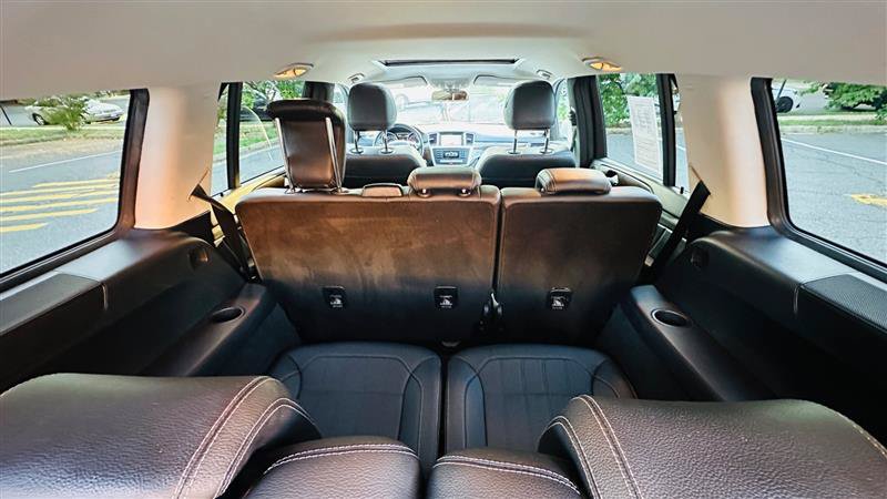 Used 2016 Mercedes-Benz GL 450 4MATIC w/ Premium I Package image 25