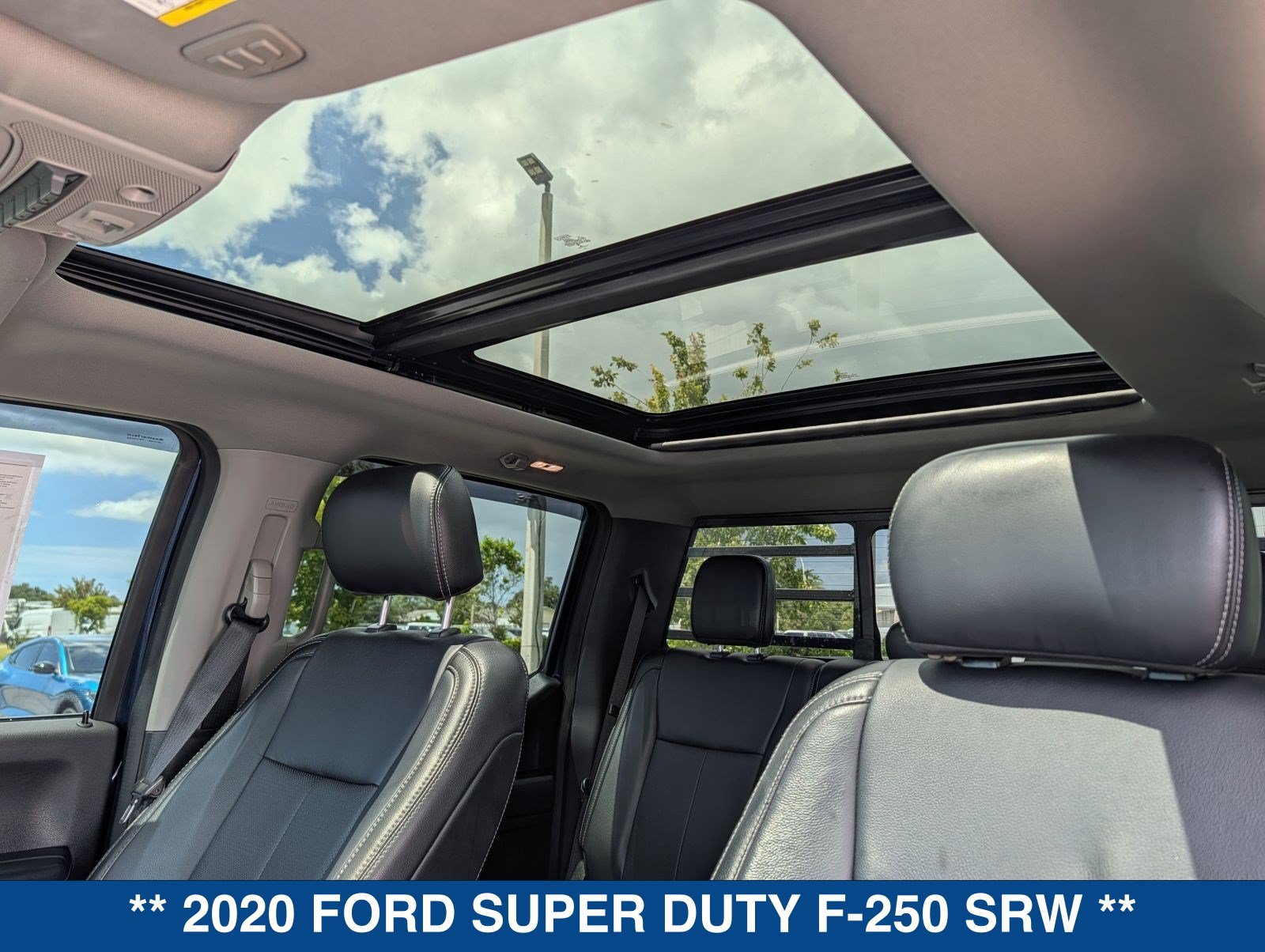 Used 2020 Ford F250 Lariat w/ Lariat Ultimate Package AWD/4WD image 36