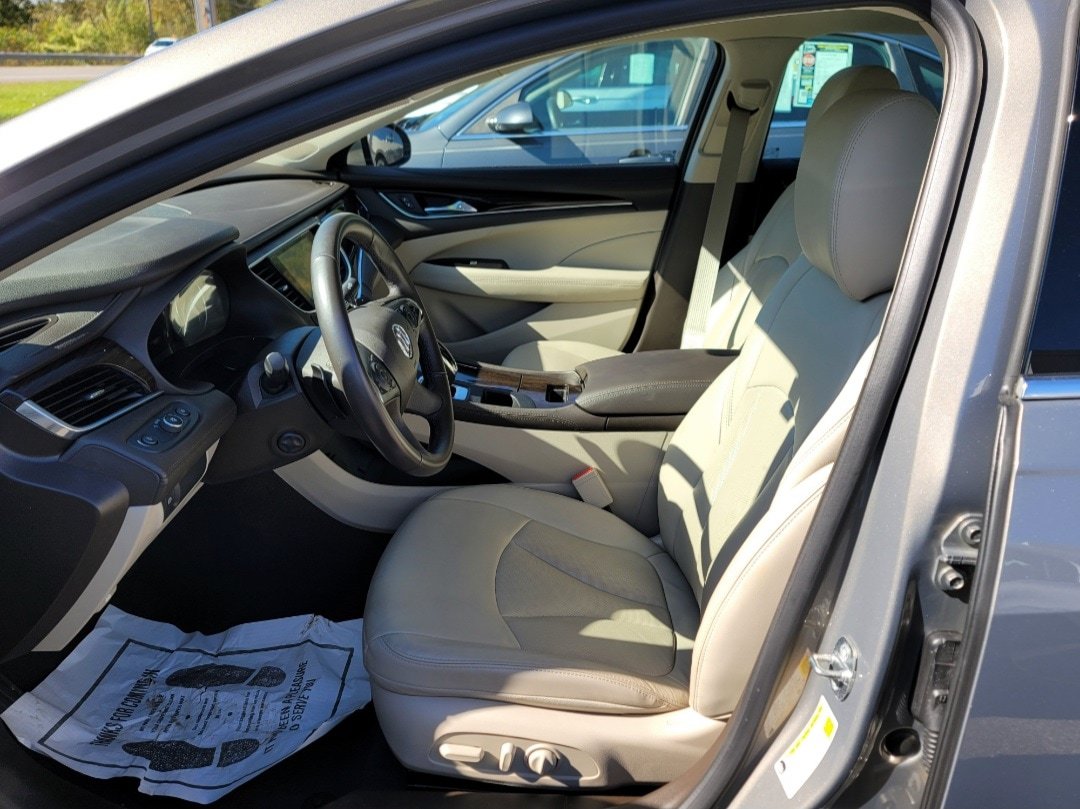 Used 2018 Buick LaCrosse Essence w/ Sights and Sounds Package FWD image 4