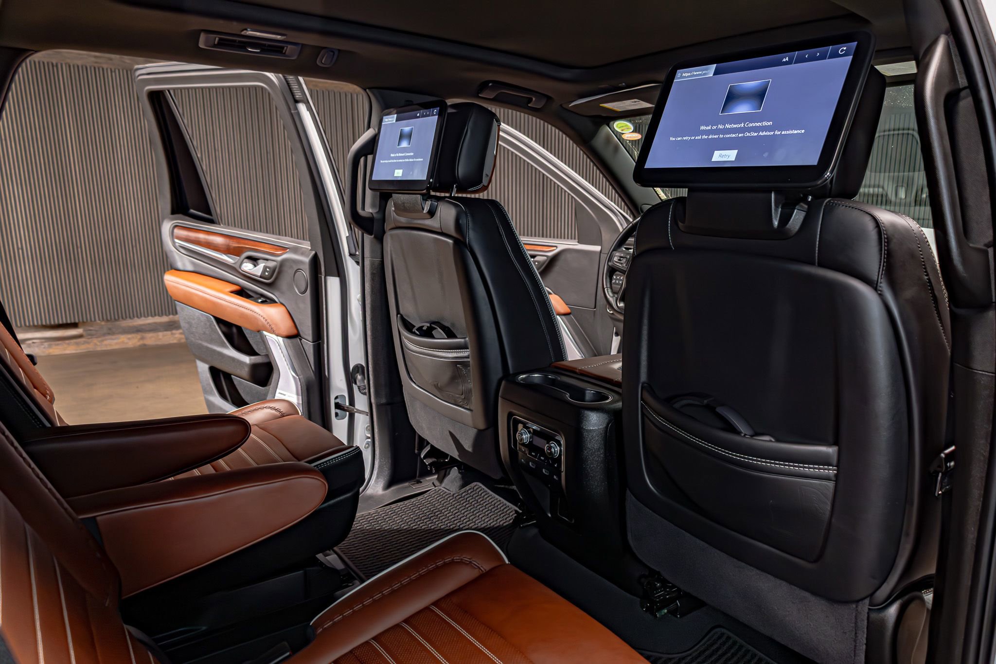 Used 2024 GMC Yukon Denali Ultimate image 24