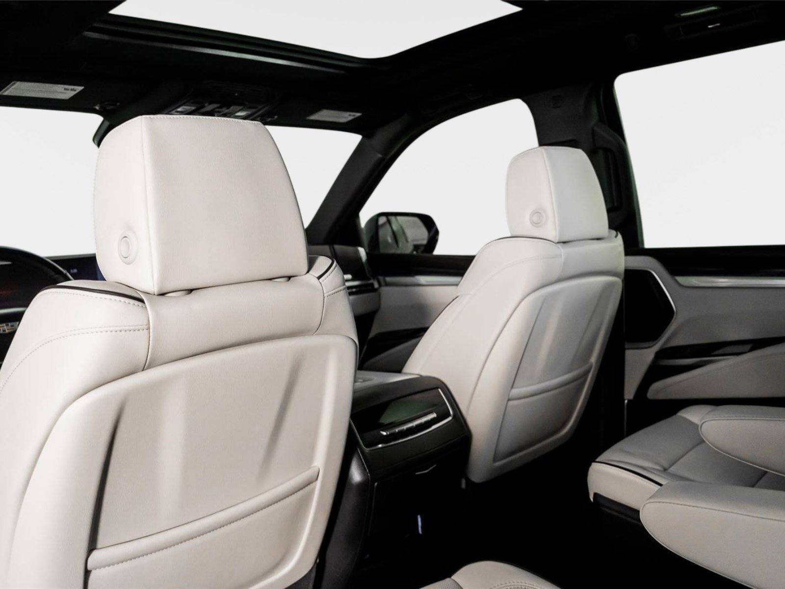 Used 2026 Cadillac Escalade Sport w/ LPO, Floor Liner Package image 50