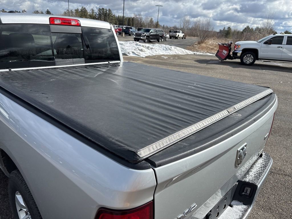 Used 2018 RAM 1500 Classic SLT image 16