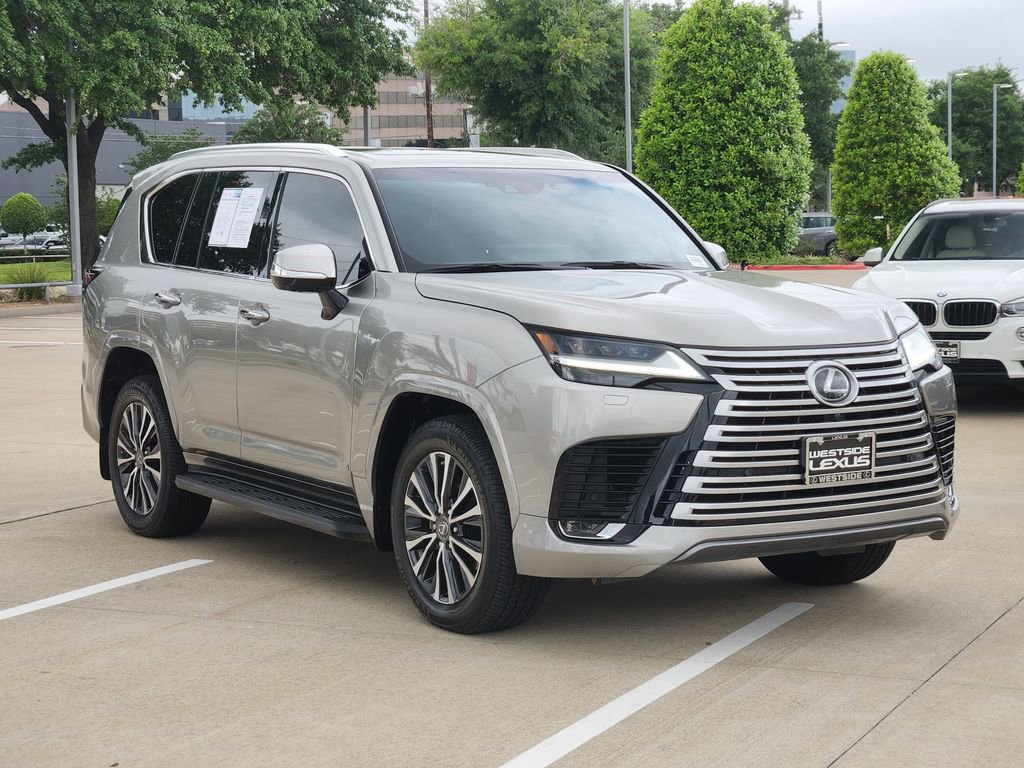 Used 2023 Lexus LX 600 4WD w/ Interior Upgrade Package image 3