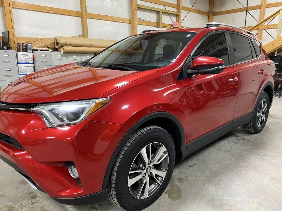 Used 2016 Toyota RAV4 XLE image 12