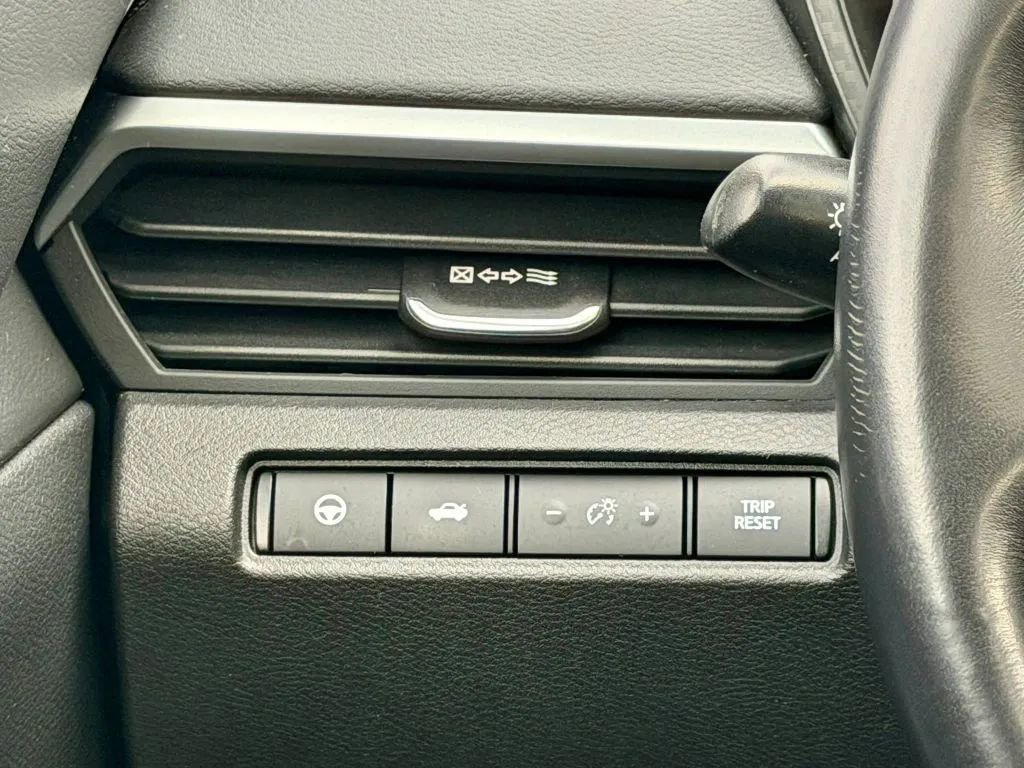 Used 2019 Nissan Altima 2.5 SV image 24