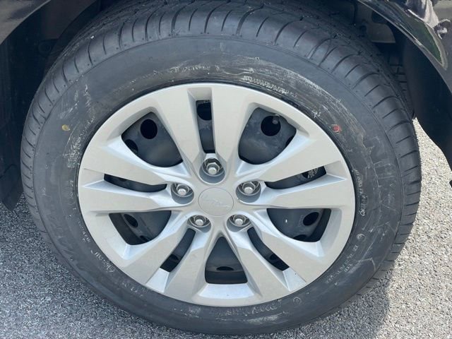 Used 2022 Kia Soul LX FWD image 26