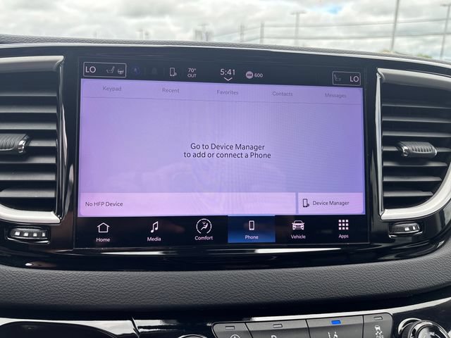 Used 2023 Chrysler Pacifica Touring-L FWD image 19