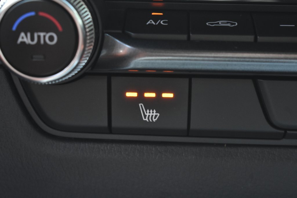 New 2025 MAZDA CX-30 Carbon image 40