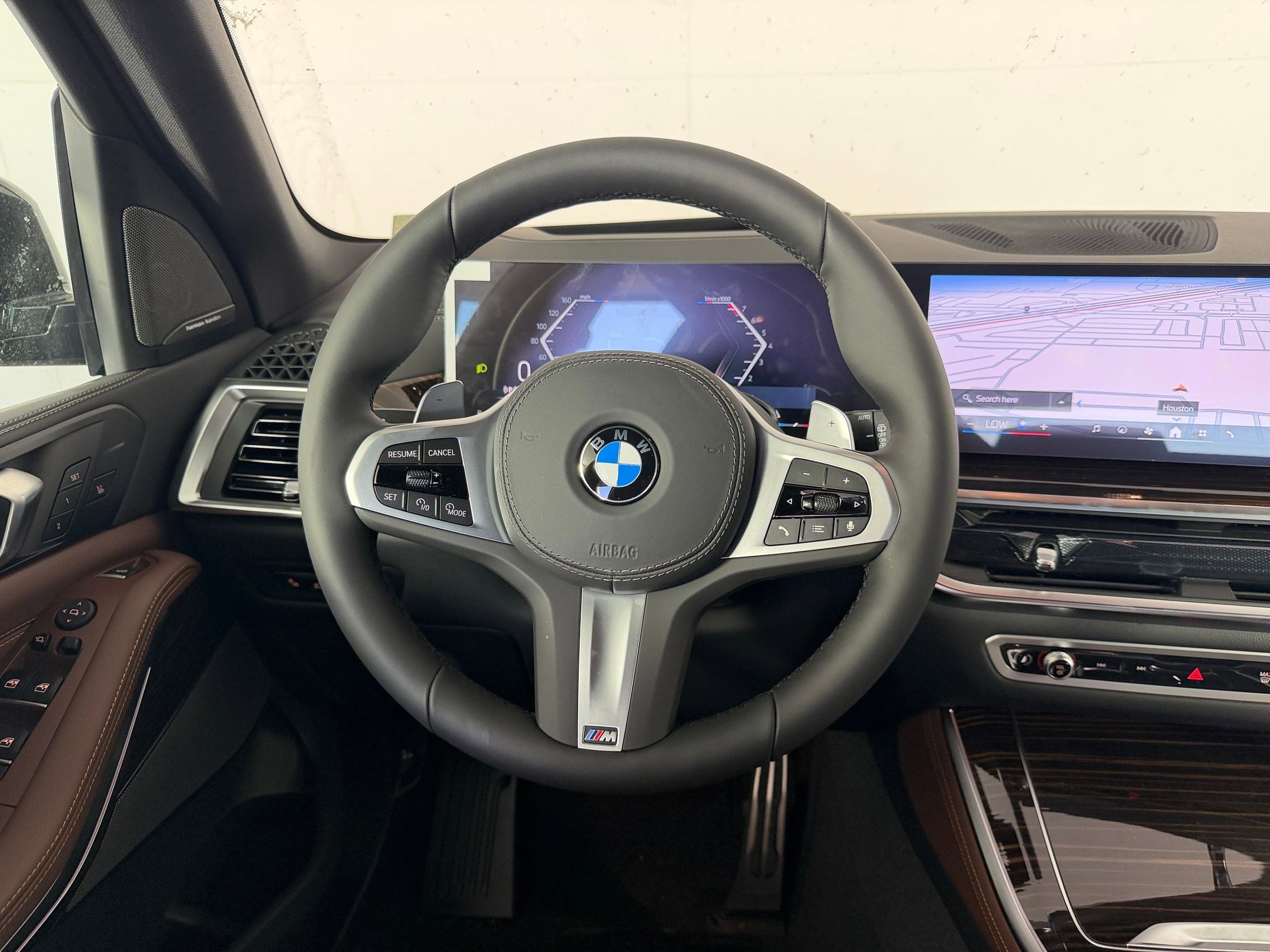 New 2026 BMW X5 xDrive40i w/ M Sport Package AWD/4WD image 15