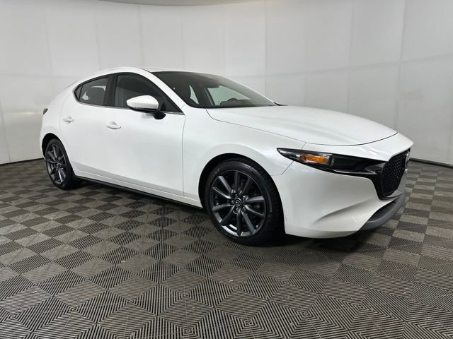 Used 2020 MAZDA MAZDA3 AWD Hatchback w/ Preferred Pkg image 2
