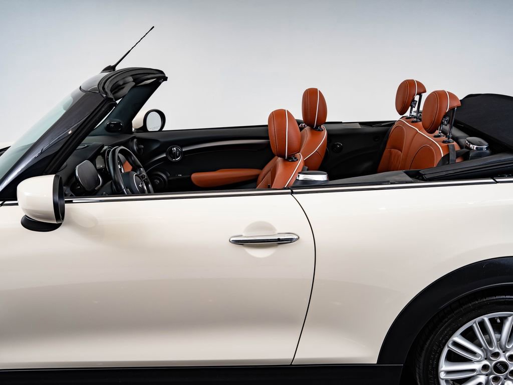 Used 2022 MINI Cooper S w/ Driver Assistance Package FWD image 22