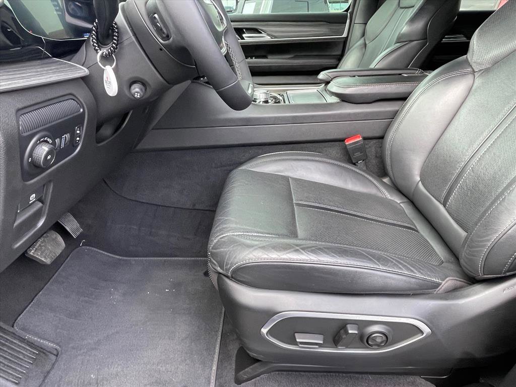 Used 2023 Jeep Wagoneer Series II image 22