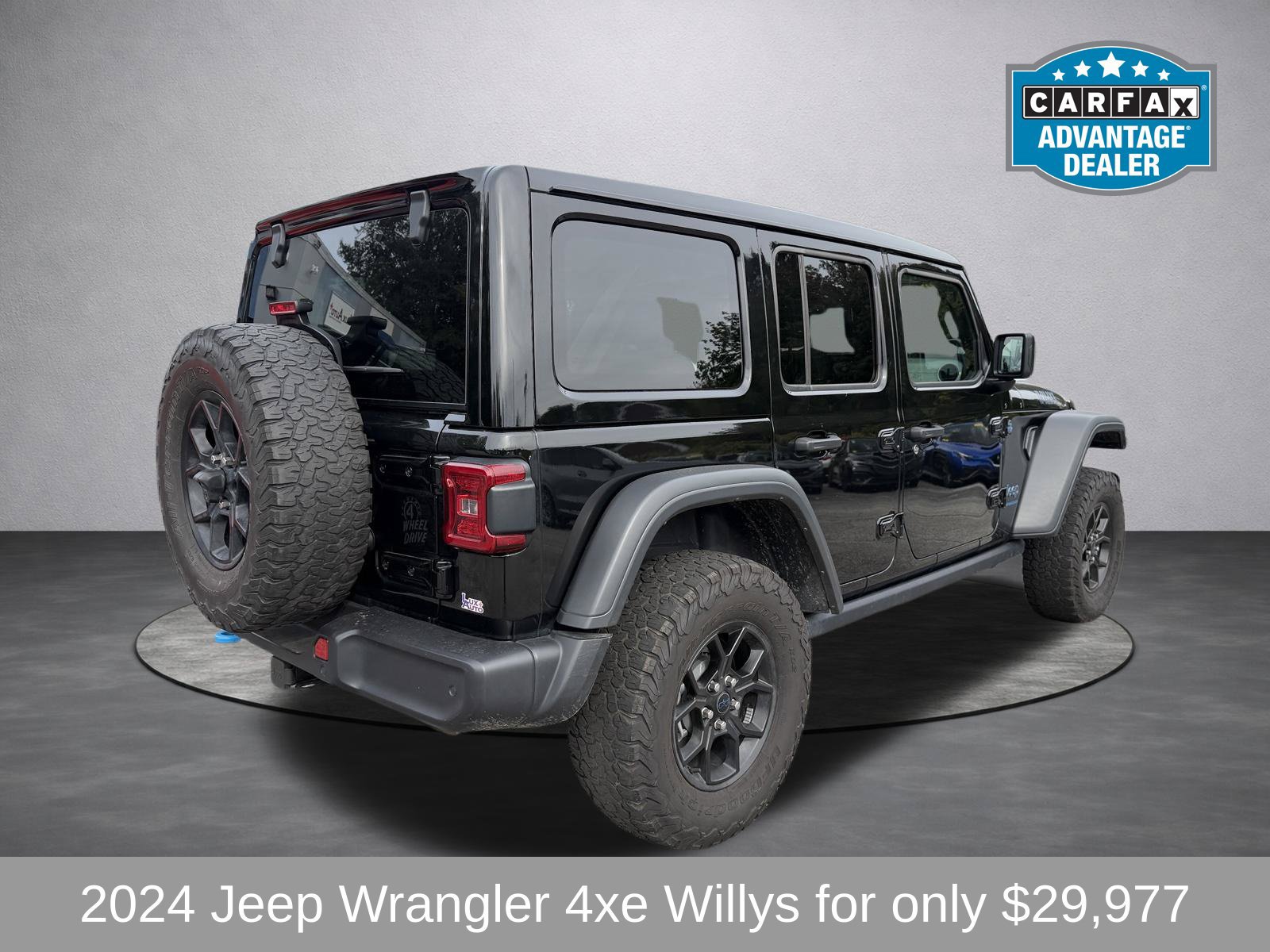 Used 2024 Jeep Wrangler Unlimited AWD/4WD image 6