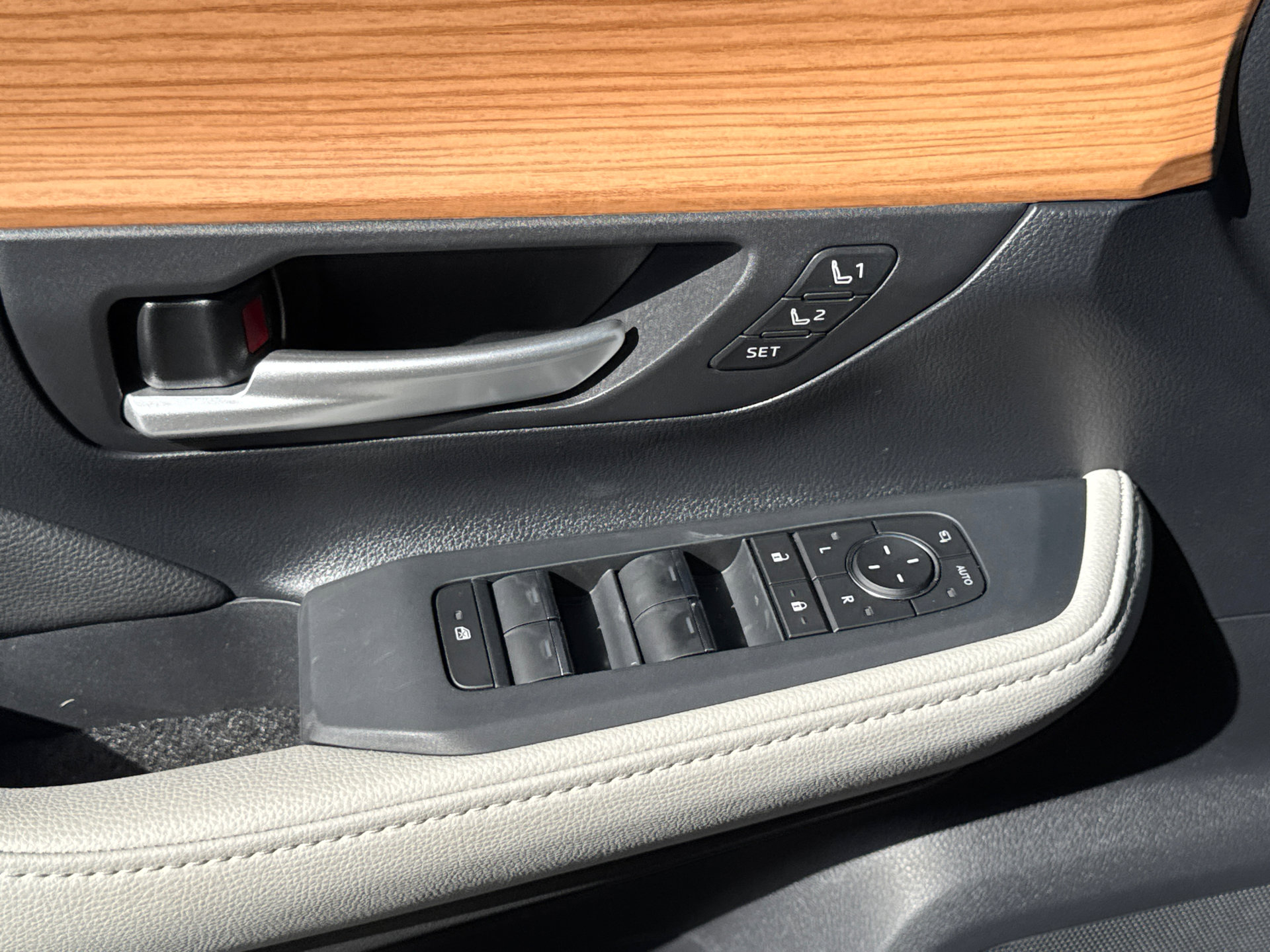 Certified 2026 Toyota Grand Highlander Limited image 30