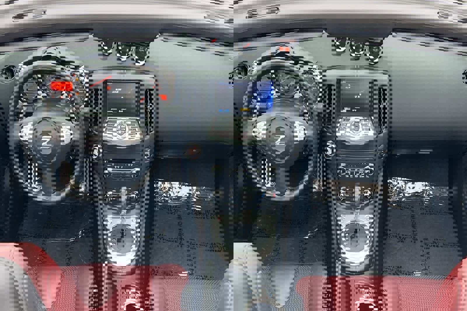 Used 2015 Nissan 370Z Touring Sport image 4