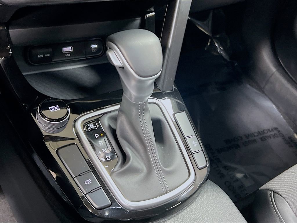 Certified 2024 Kia Seltos S image 17