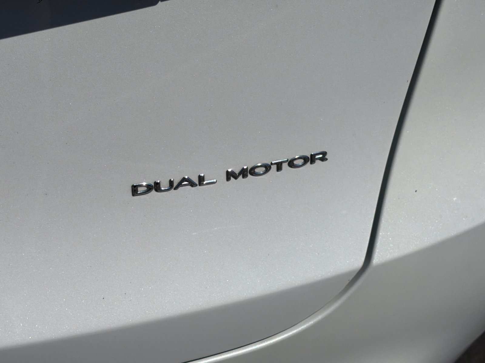 Used 2023 Tesla Model Y Long Range AWD/4WD image 24