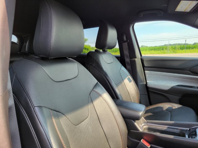 Used 2023 Jeep Compass Latitude AWD/4WD image 29