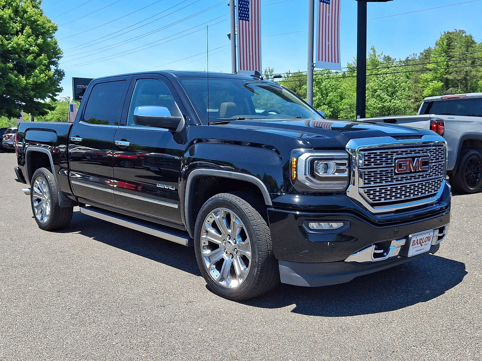 Used 2017 GMC Sierra 1500 Denali w/ Denali Ultimate Package AWD/4WD video 1