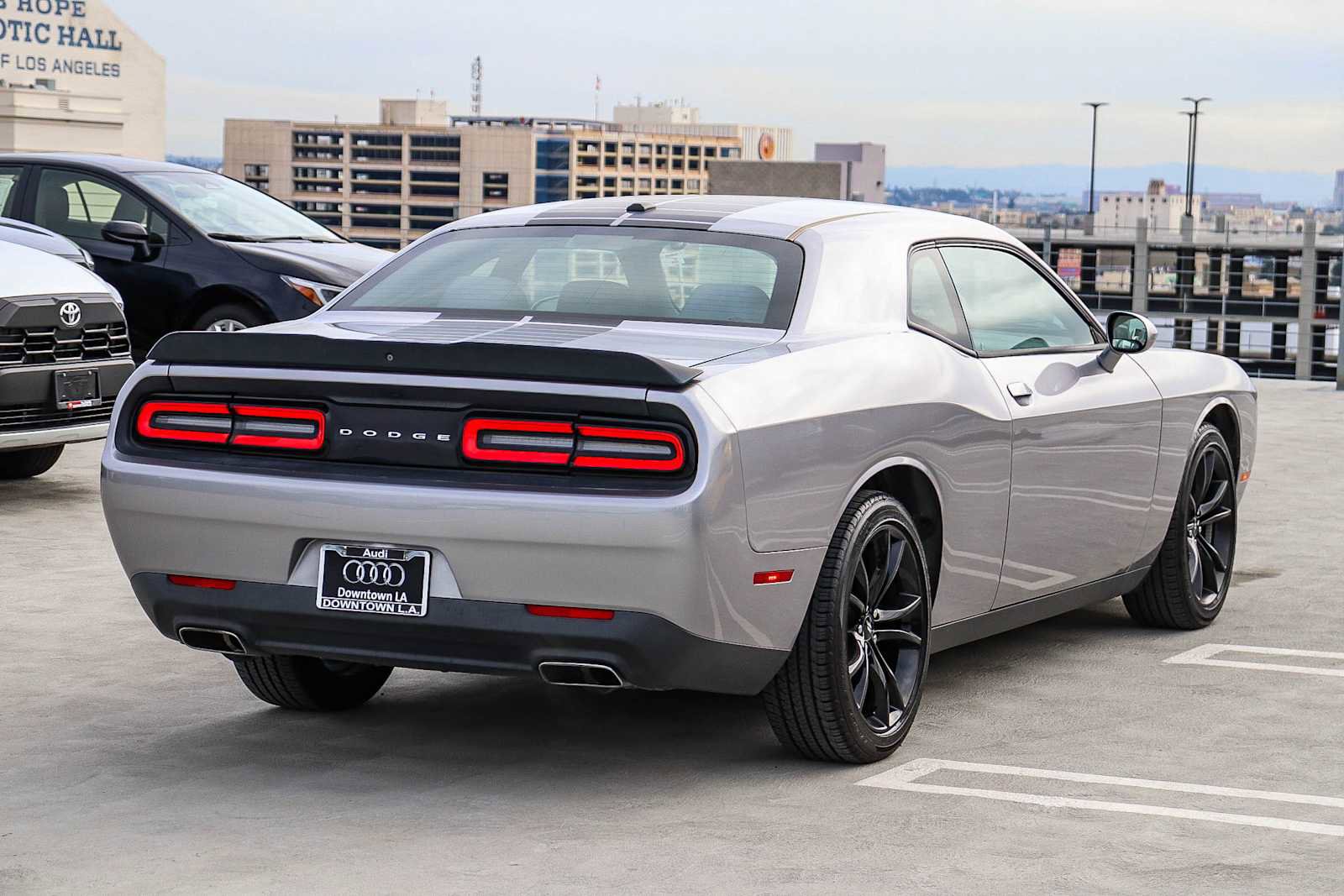 Used 2017 Dodge Challenger SXT w/ Blacktop Package image 4