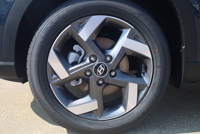 New 2026 Hyundai Venue SEL FWD image 8