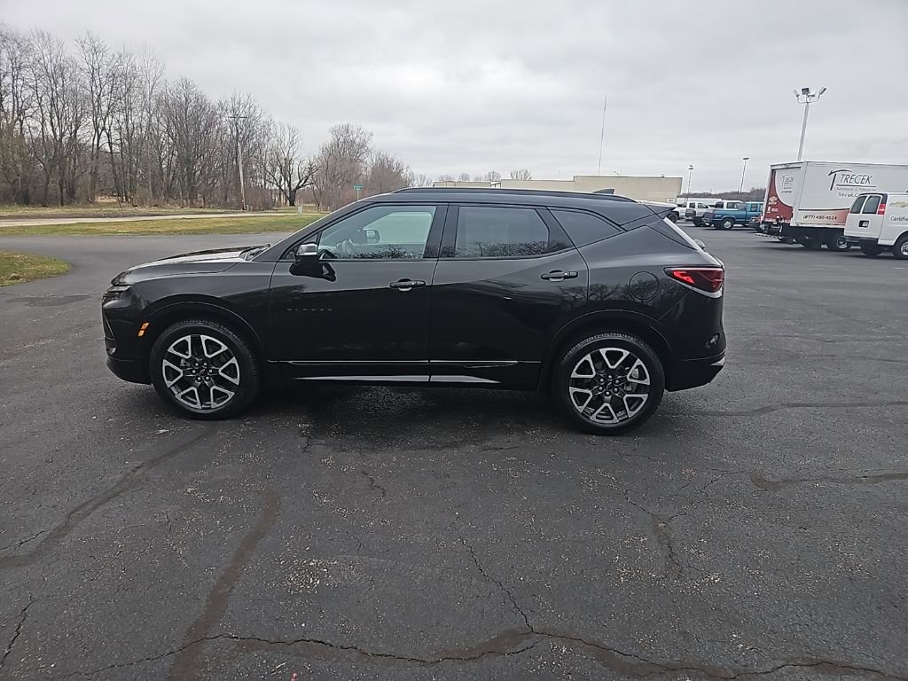 Used 2023 Chevrolet Blazer RS w/ Driver Confidence II Package AWD/4WD image 4