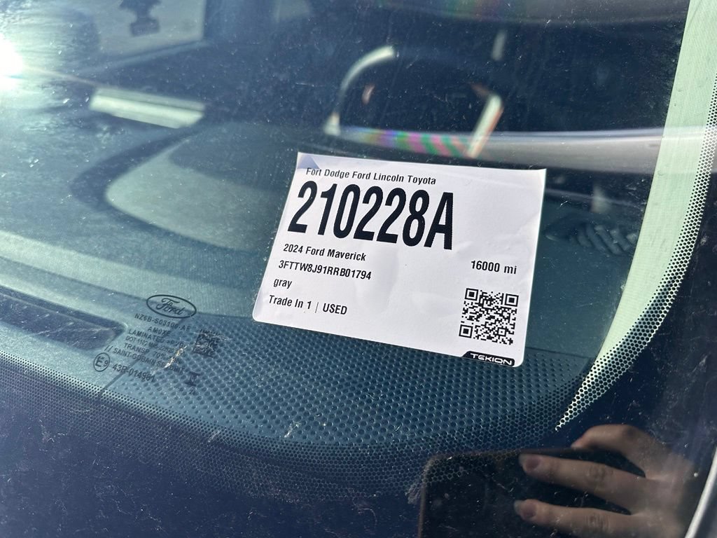 Used 2024 Ford Maverick XLT w/ XLT Luxury Package AWD/4WD image 7