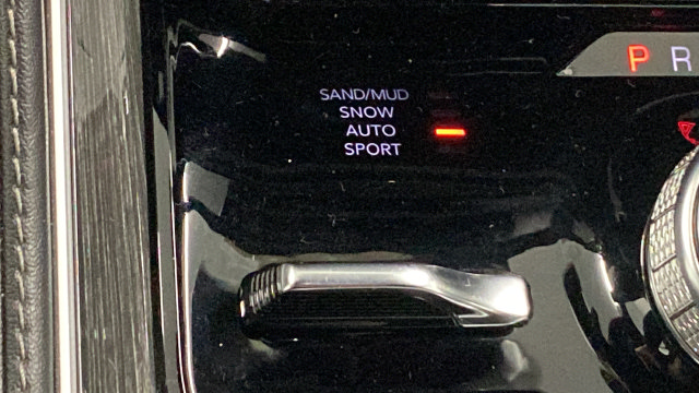 Used 2022 Jeep Wagoneer Series II w/ Convenience Group I AWD/4WD image 33