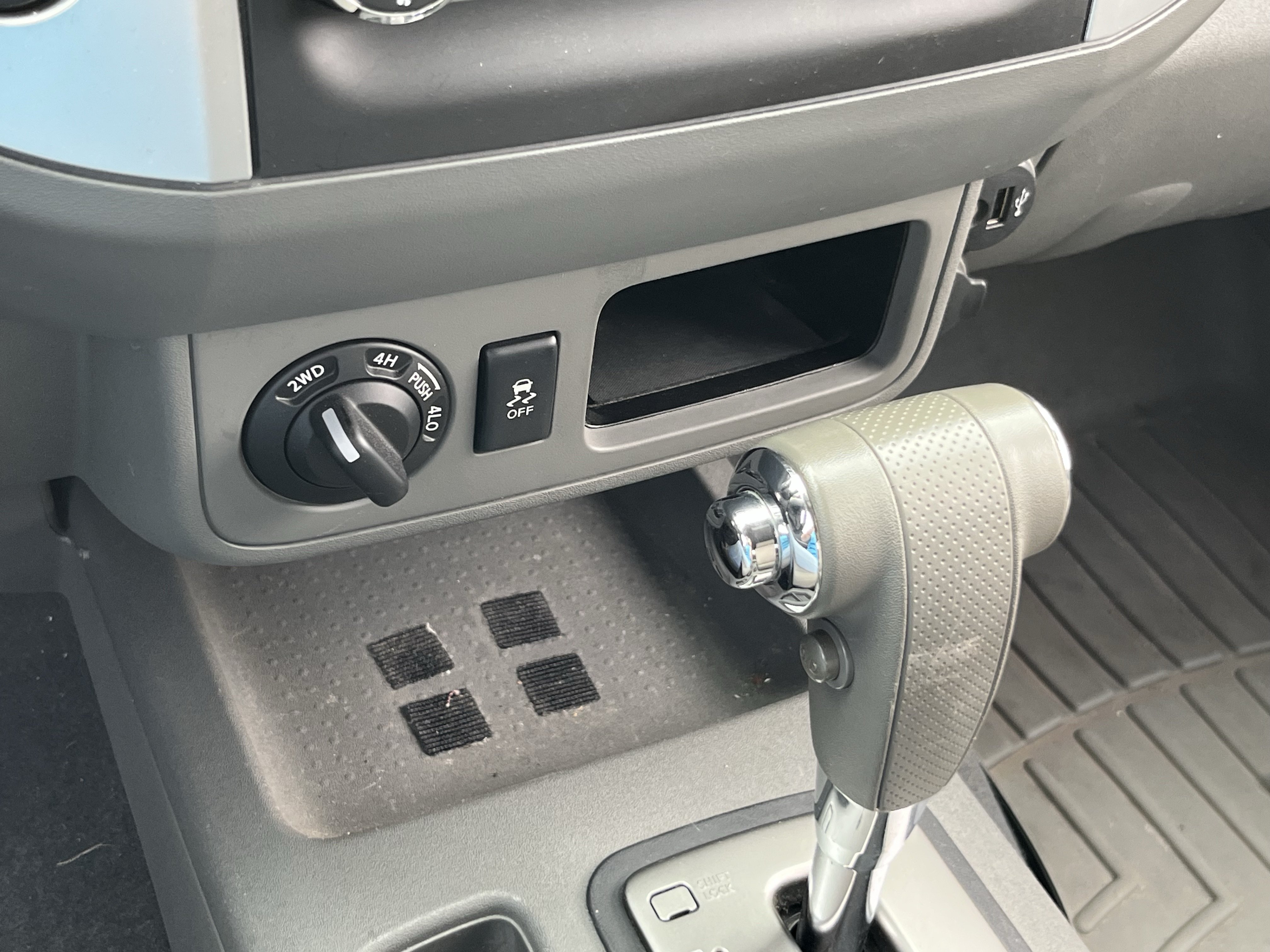 Used 2019 Nissan Frontier SV AWD/4WD image 23