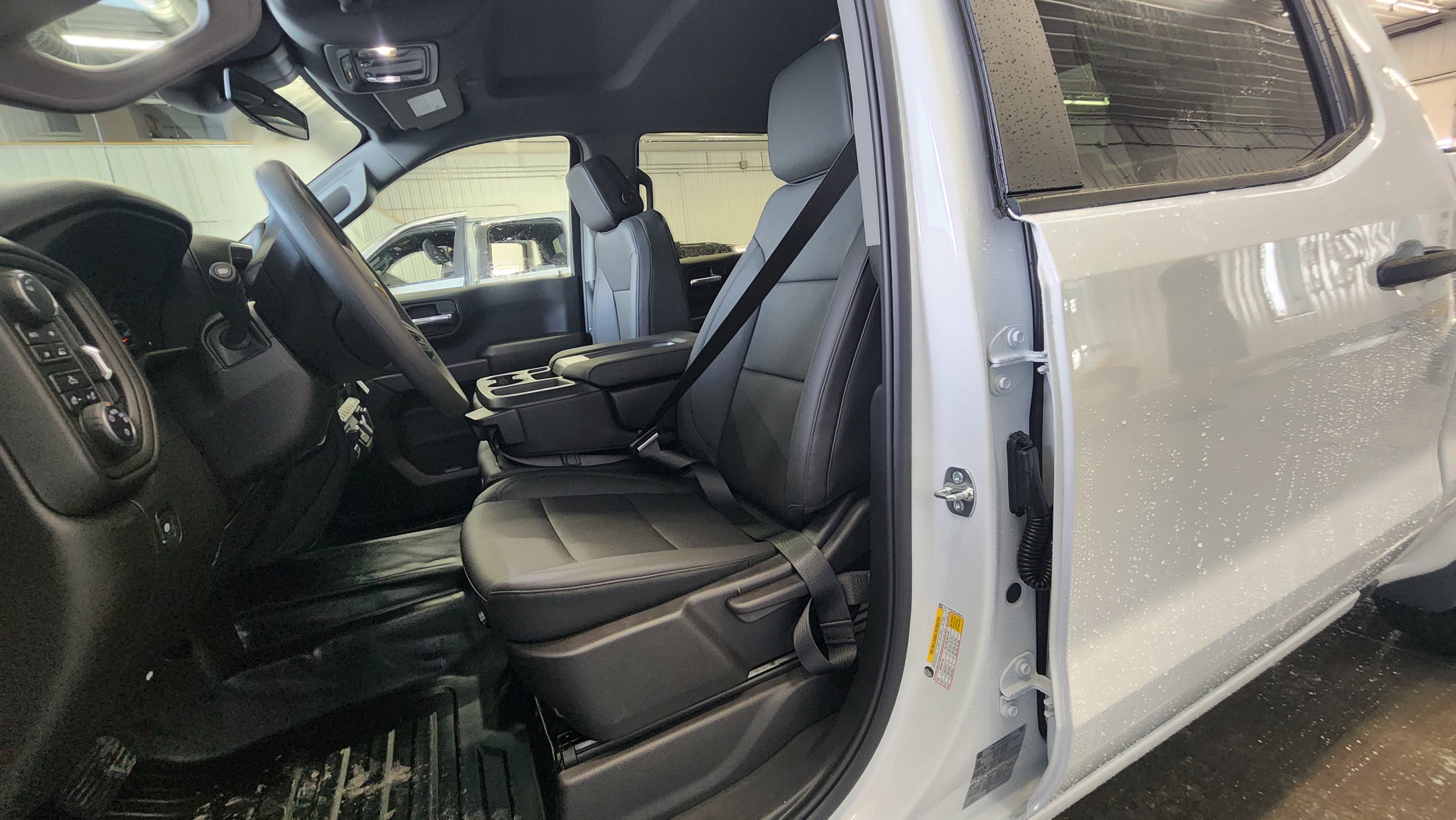 New 2025 Chevrolet Silverado 1500 W/T w/ WT Value Package image 15