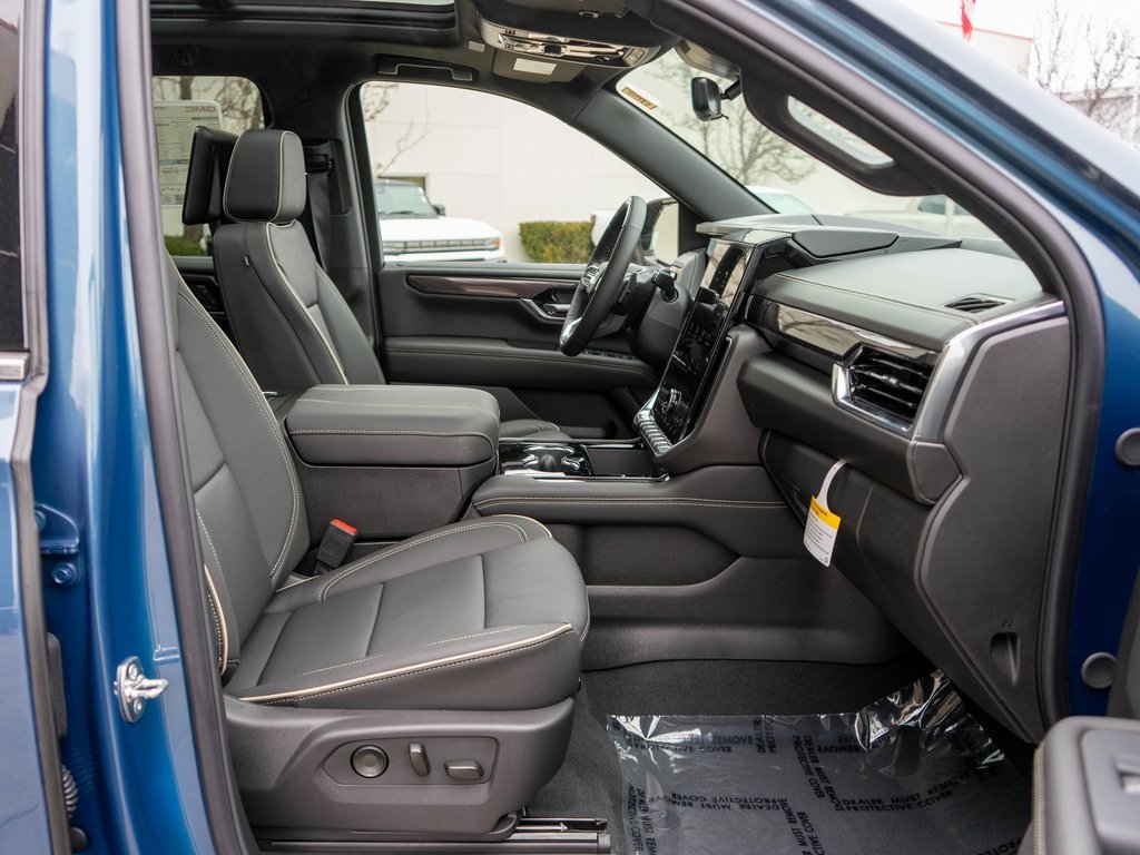 New 2026 GMC Yukon XL Elevation w/ Elevation Premium Package image 10