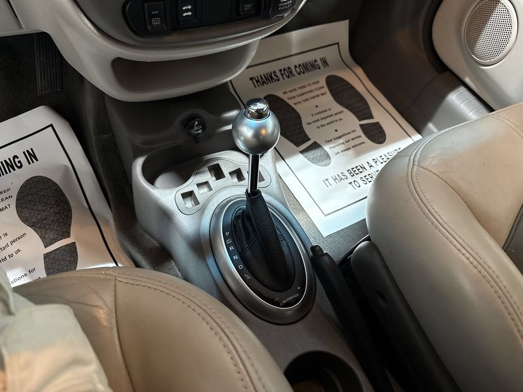 Used 2005 Chrysler PT Cruiser GT FWD image 16