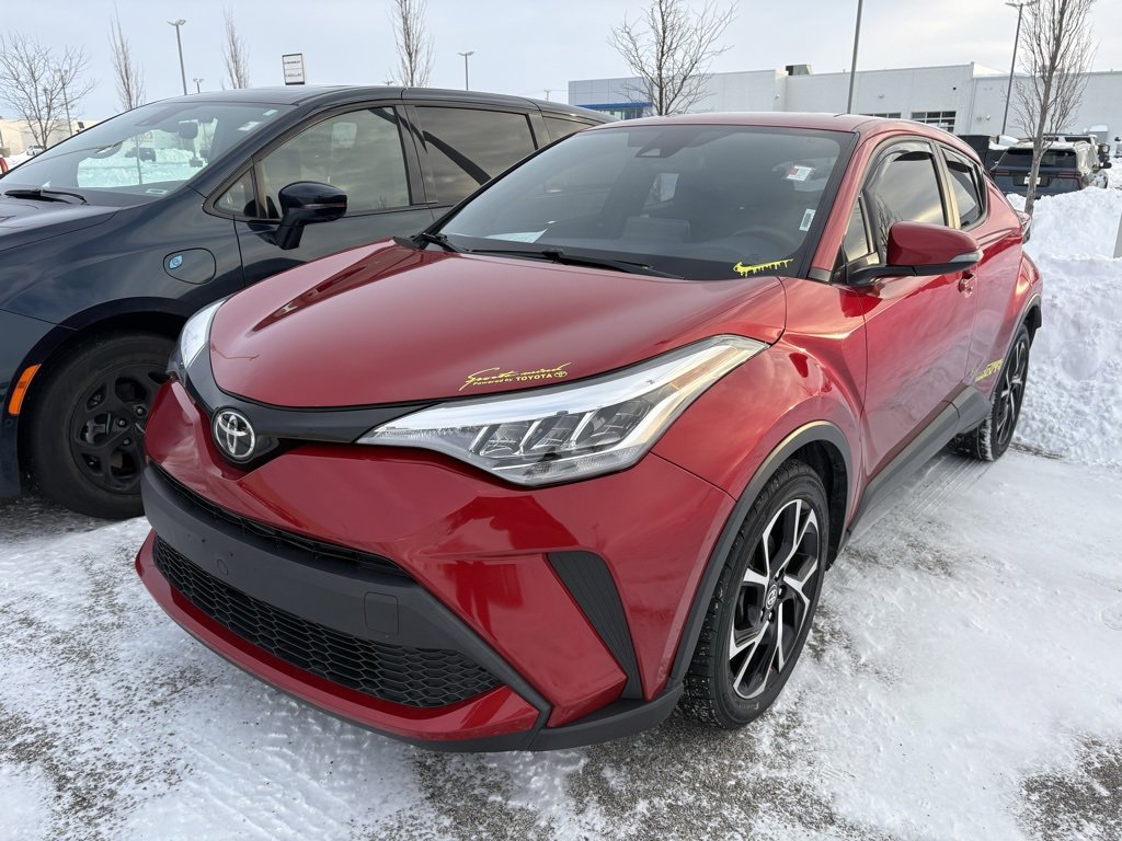 Used 2021 Toyota C-HR XLE image 6