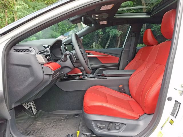 Used 2026 Toyota Camry XSE FWD image 26