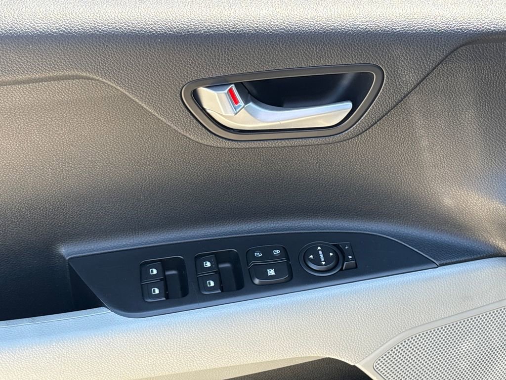 Used 2023 Kia Rio S FWD image 16