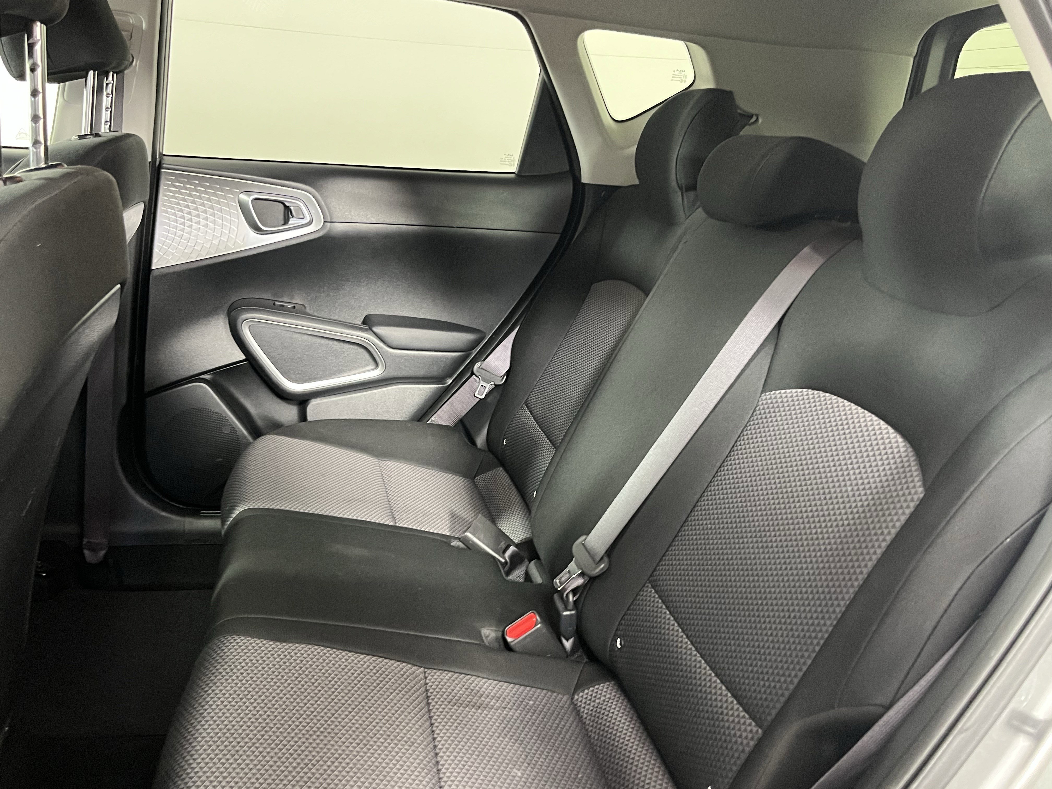 Used 2023 Kia Soul LX w/ Option Group 015 FWD image 13