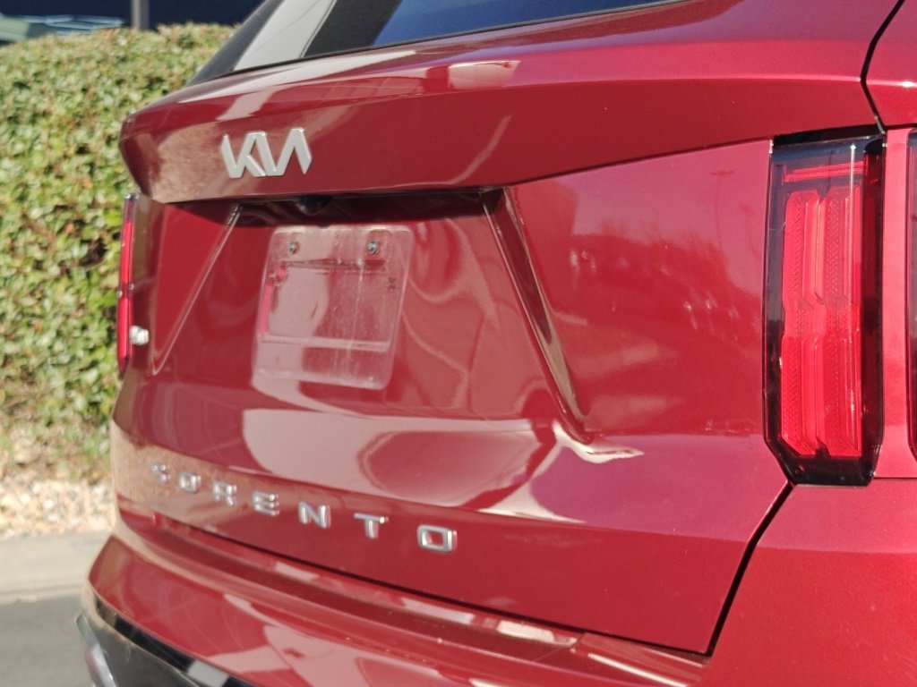 Used 2022 Kia Sorento SX image 37