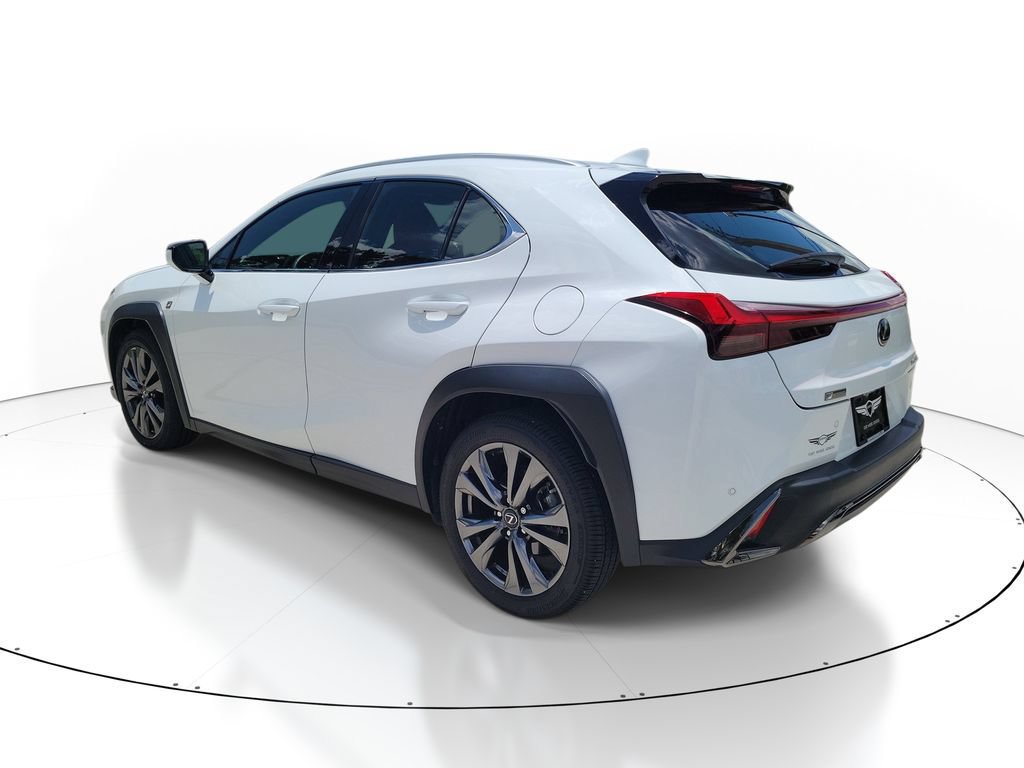Used 2019 Lexus UX 200 F Sport w/ F Sport Premium Package FWD image 4