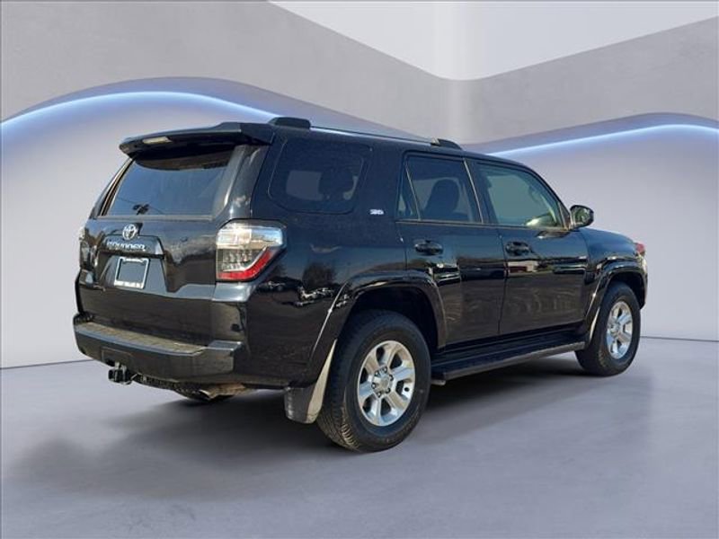 Used 2024 Toyota 4Runner SR5 image 5