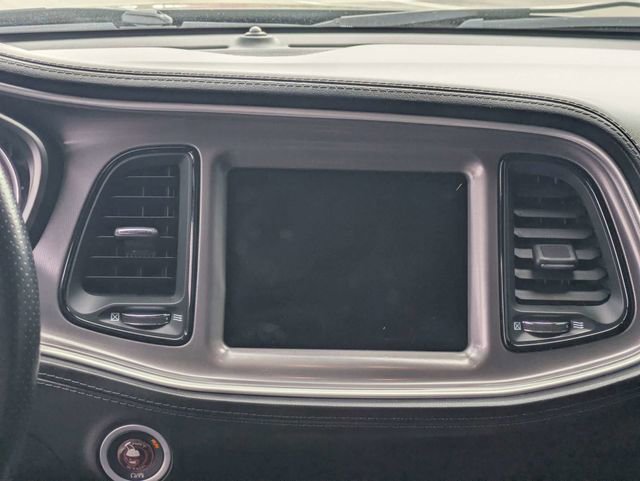 Used 2022 Dodge Challenger R/T Scat Pack w/ Dynamics Package image 17