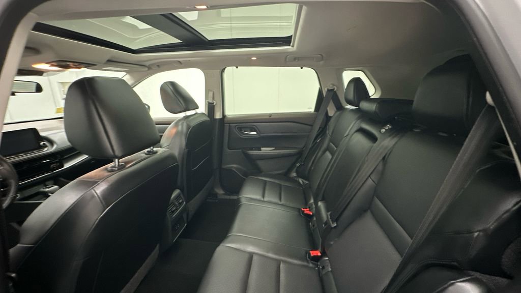 Certified 2023 Nissan Rogue SV w/ SV Premium Package image 10