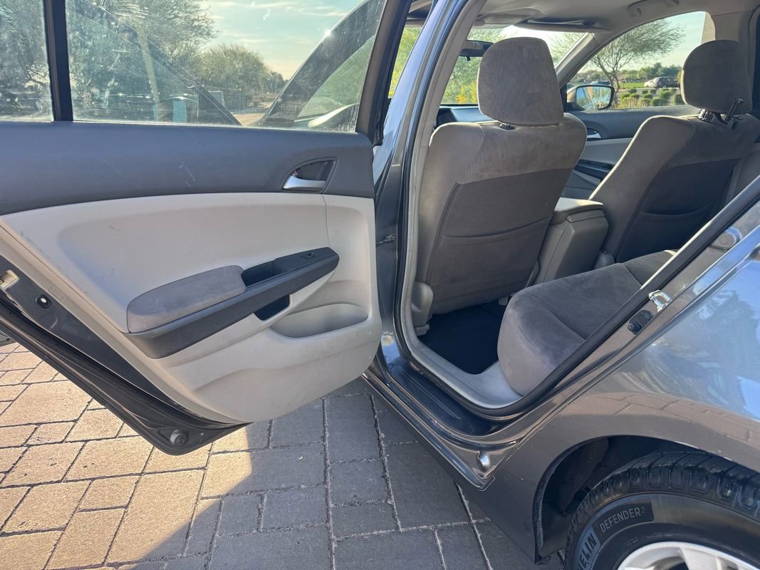 Used 2009 Honda Accord LX-P image 9