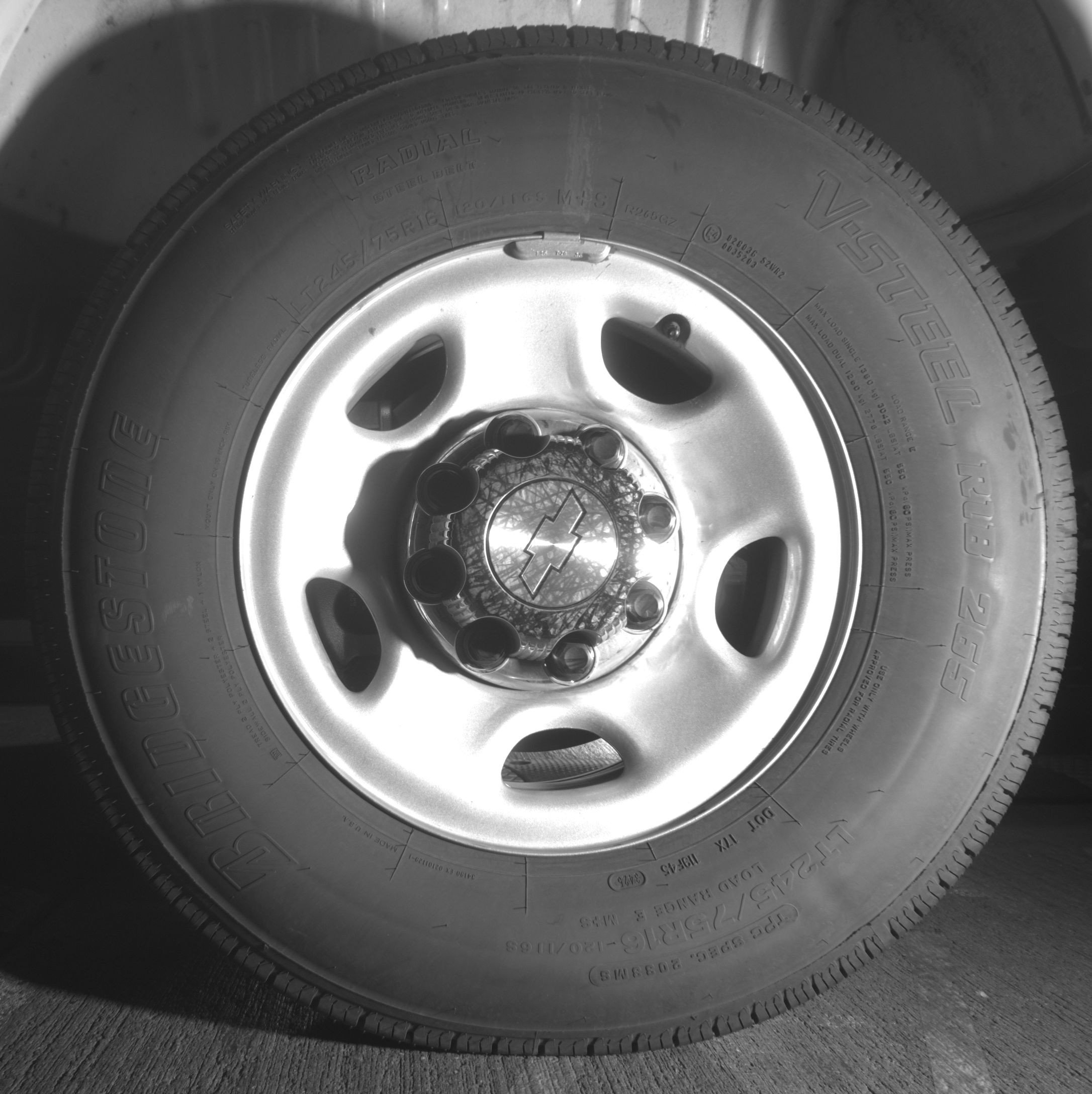 Used 2025 Chevrolet Express 3500 LT w/ LT Preferred Equipment Group image 14