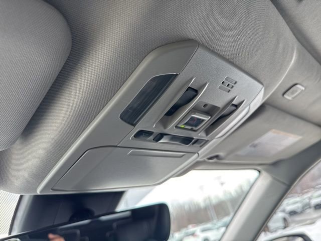 Used 2023 Toyota Highlander XLE image 22