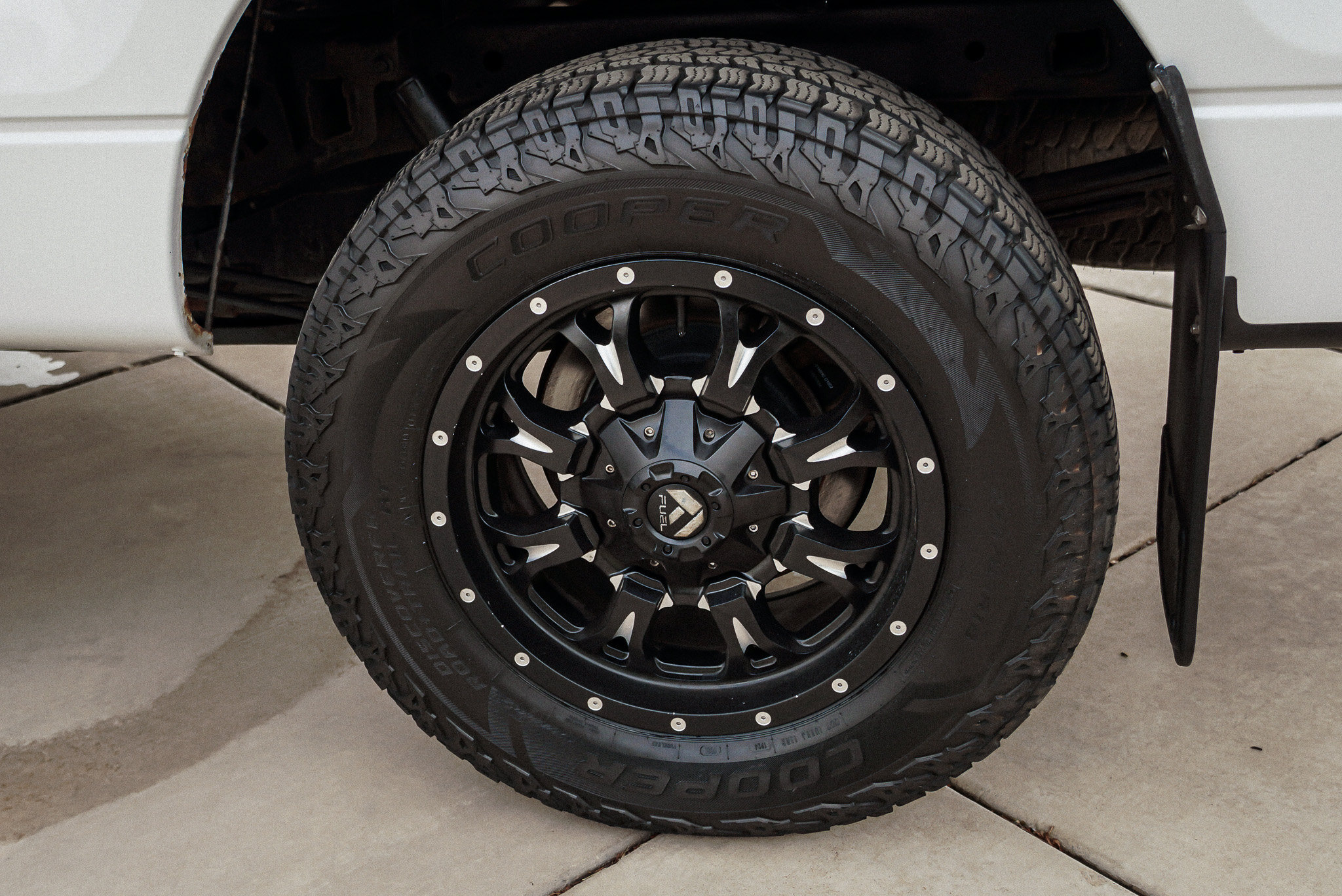 Used 2013 Ford F150 XLT w/ Luxury Equipment Group AWD/4WD image 14
