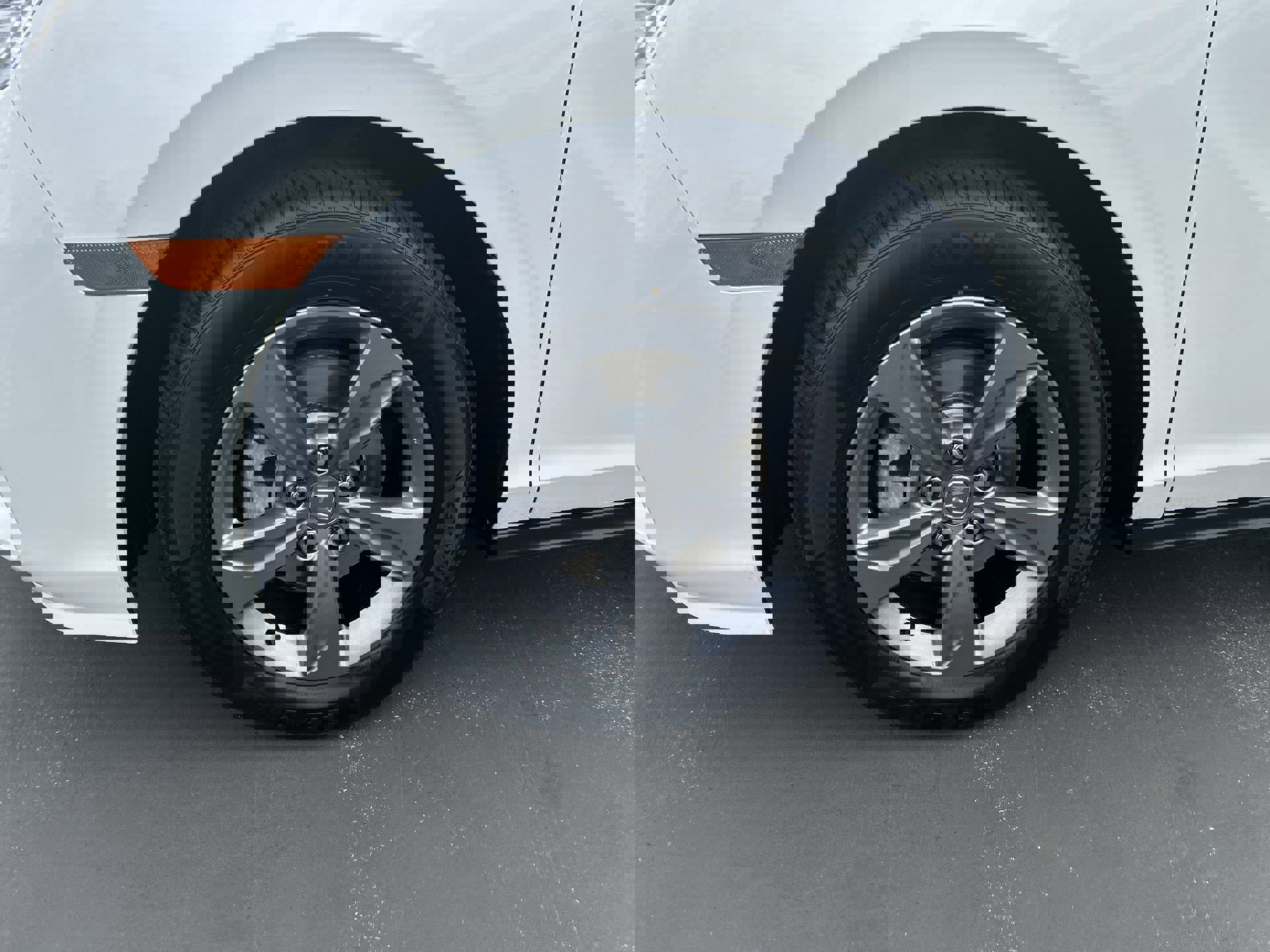 Certified 2023 Honda Odyssey EX image 18