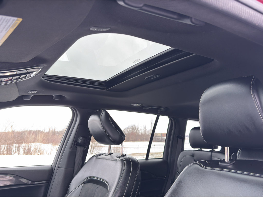 Used 2023 Jeep Grand Cherokee Altitude image 18