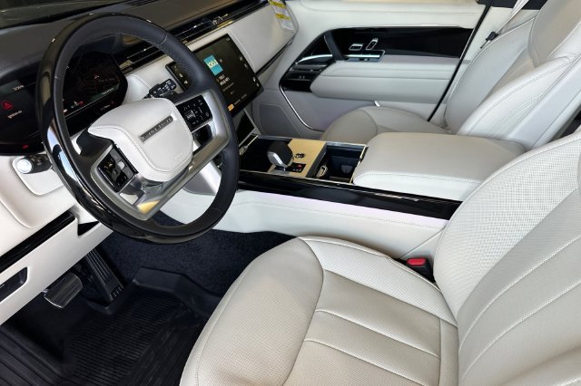 New 2026 Land Rover Range Rover SE AWD/4WD image 9