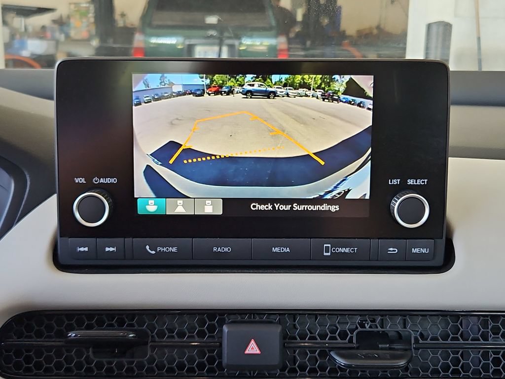 Used 2025 Honda HR-V LX image 17